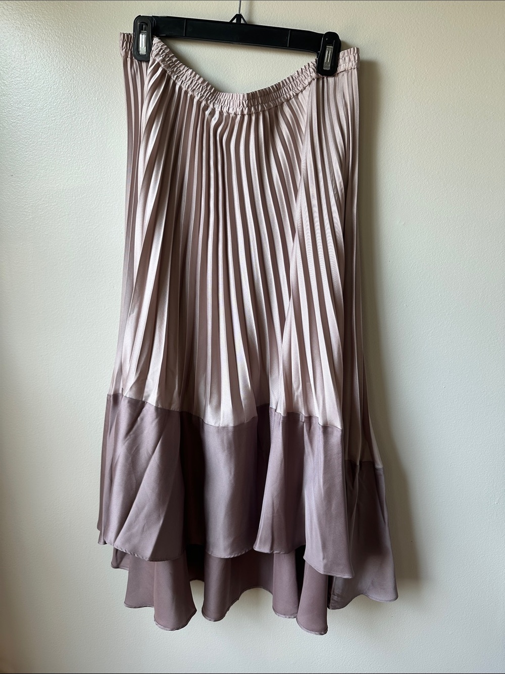 Club Monaco Pale Rose Satin Pleated Flounce Midi Skirt - Size L